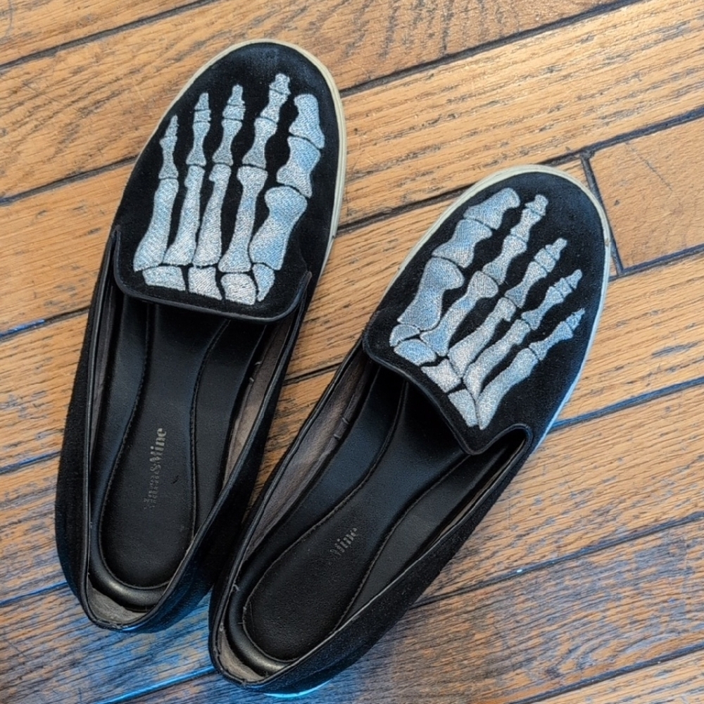 Mara&Mine Black Skeletal Slip-On Loafers 8.5
